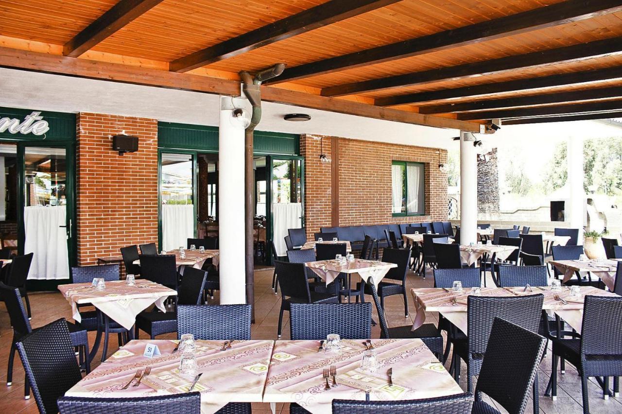 Apartment In Cecina Mare With Outdoor Pool Marina di Cecina Dış mekan fotoğraf